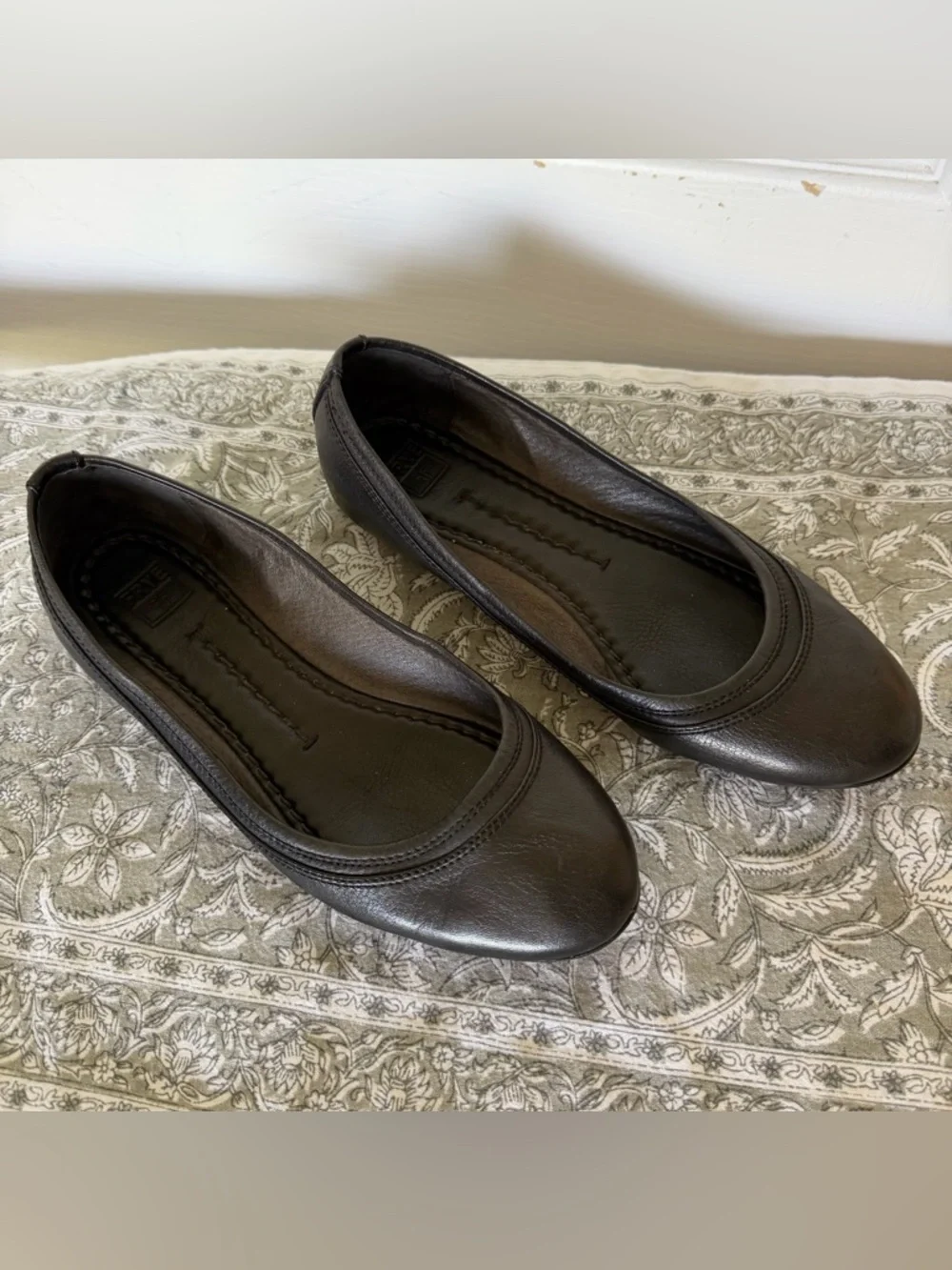Frye Black Leather Ballet Flats Shoes 37 - Picture 3 of 12